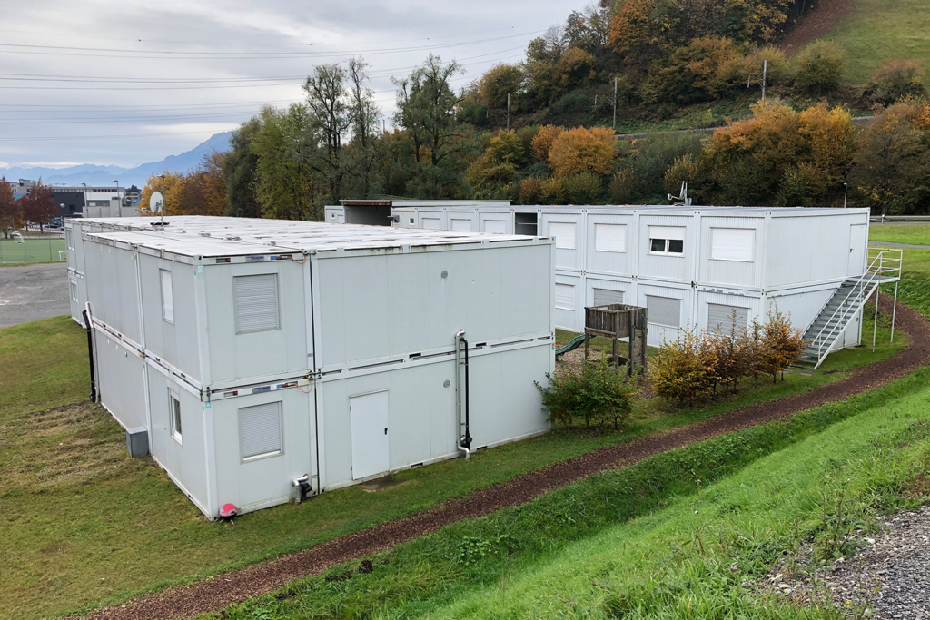 Aktuell Containerunterkunft in Küssnacht